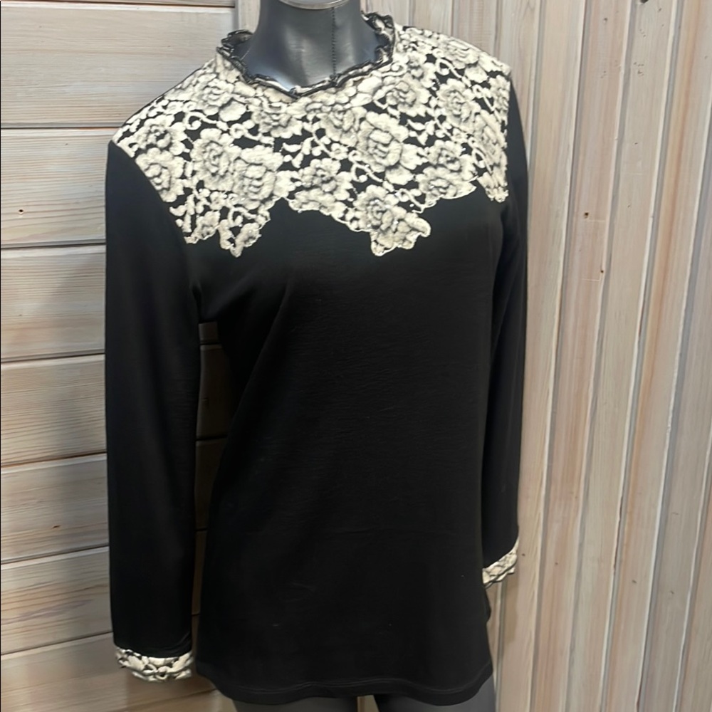 Betas Choice Embellished Black and White Blouse